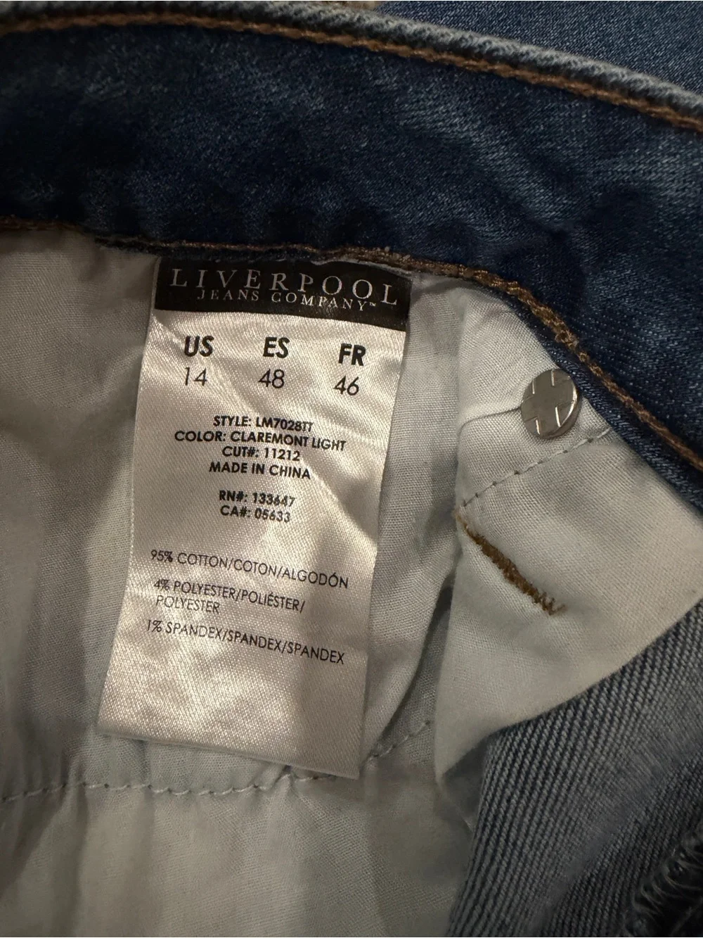 Liverpool High-Rise Ankle Jeans in Medium Blue Wash